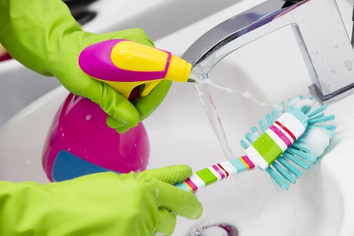 Local deep cleaning for rental properties in Urrey